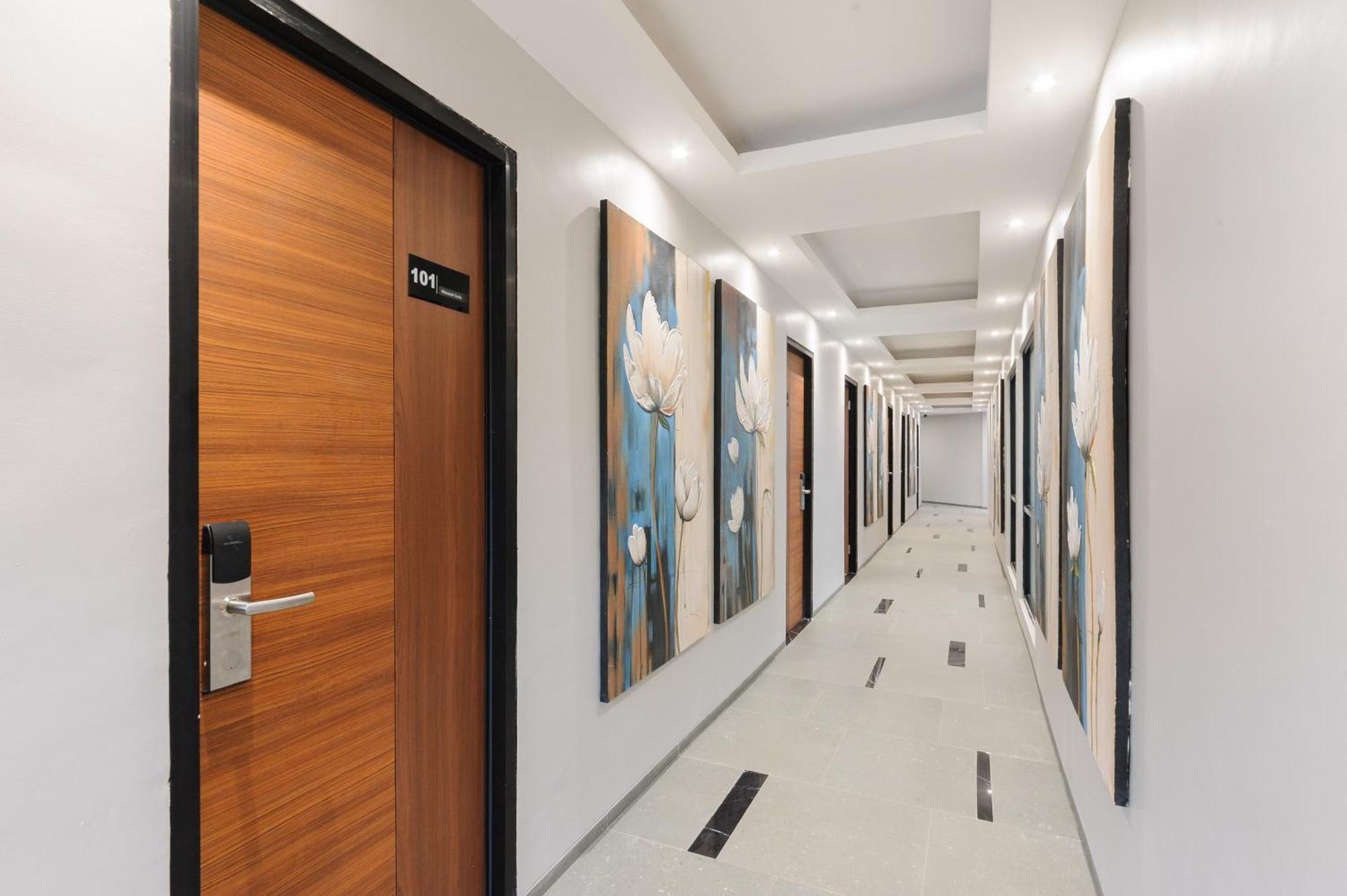 Bale Puri Hotel Джакарта Екстериор снимка