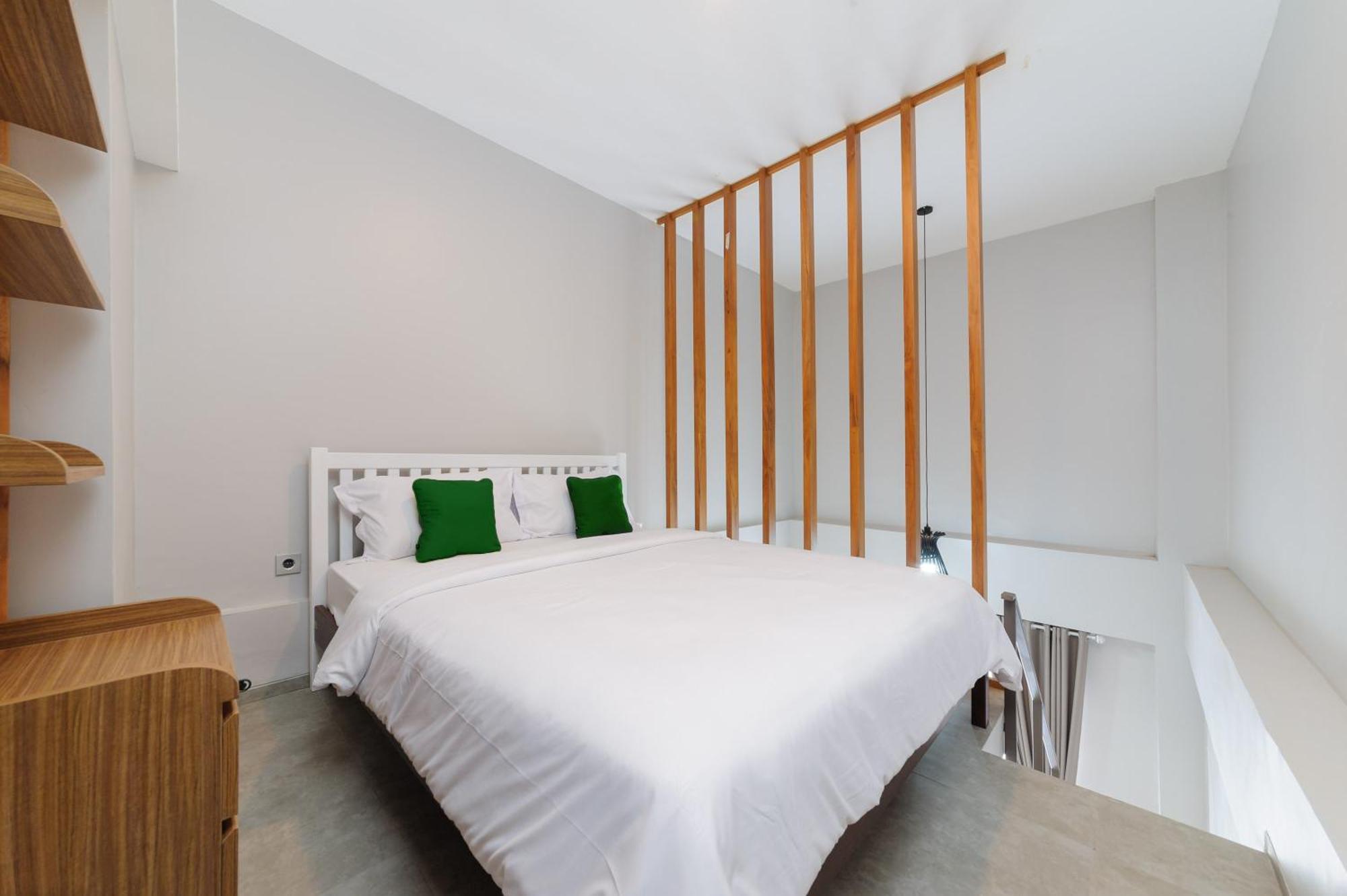 Bale Puri Hotel Джакарта Екстериор снимка