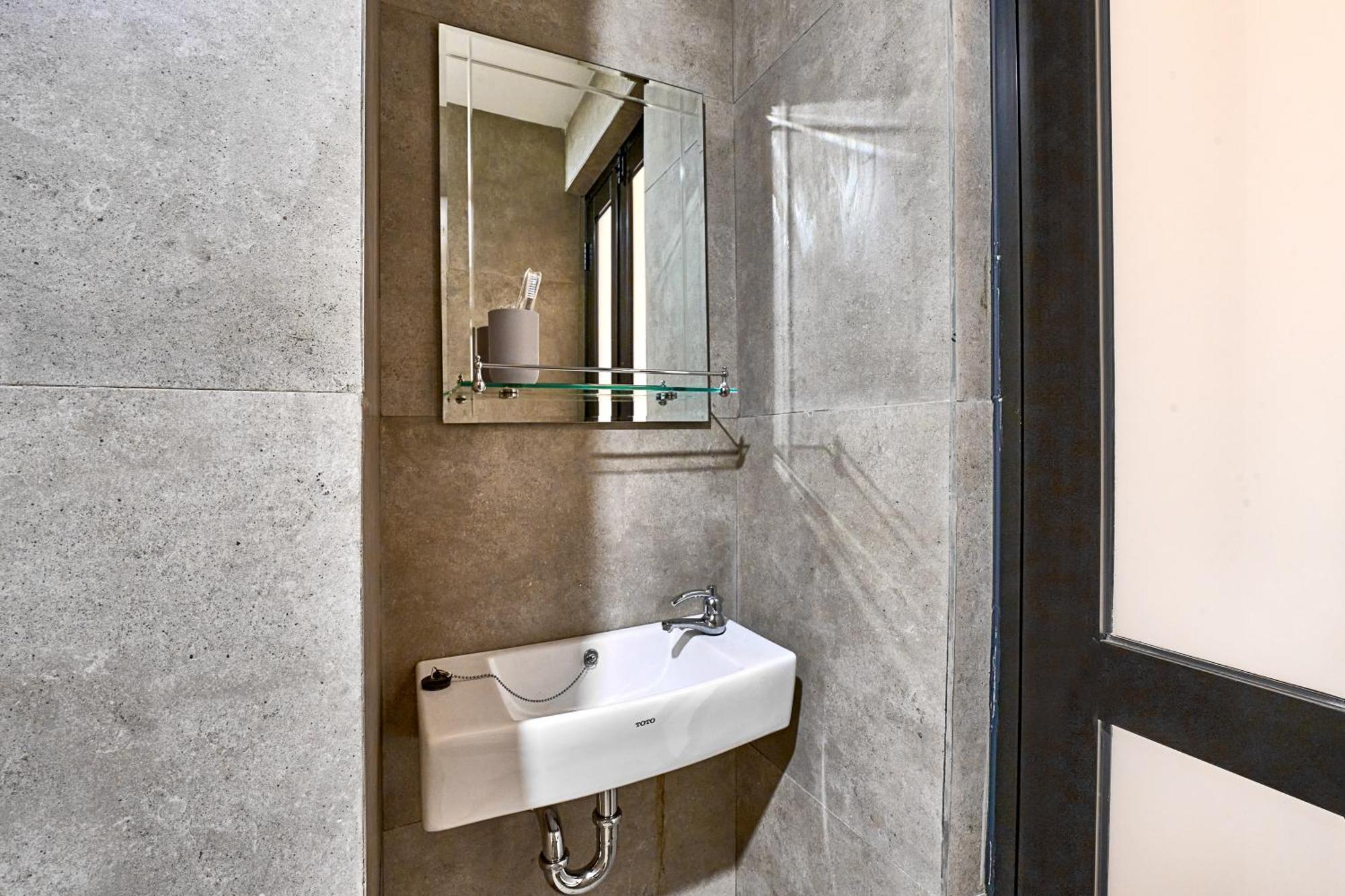 Bale Puri Hotel Джакарта Екстериор снимка